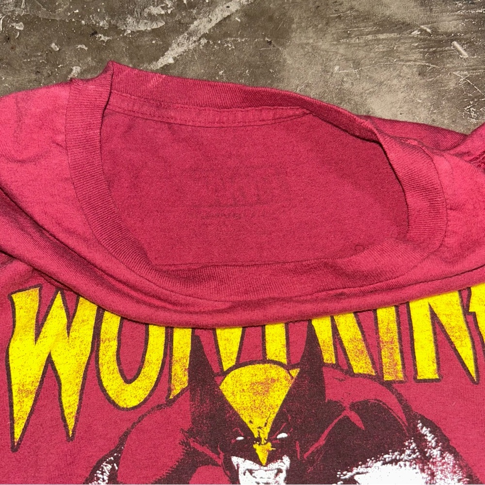MEDIUM Vintage Burgundy Red Wolverine Marvel Comics graphic tee - Picture 2 of 7